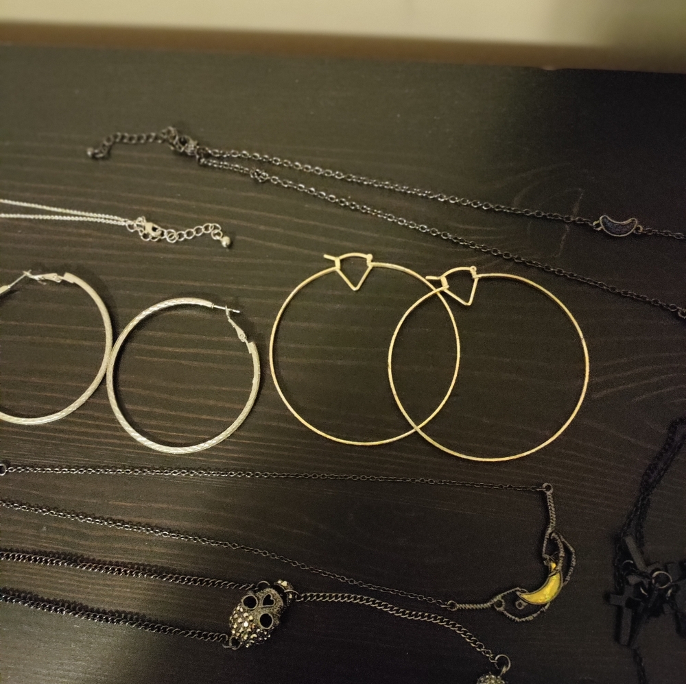 Jewelry bundle - Picture 8 of 9